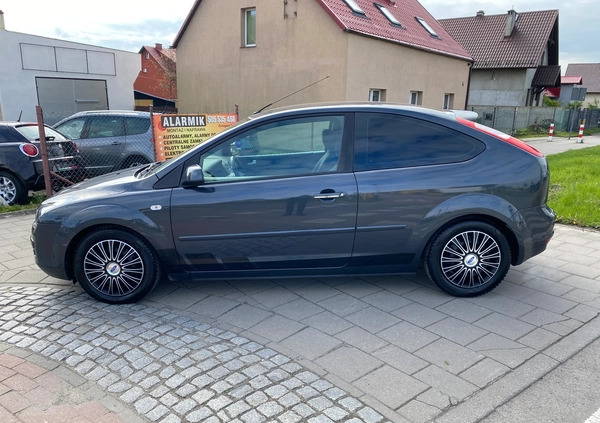 Ford Focus cena 10999 przebieg: 244000, rok produkcji 2005 z Golina małe 232